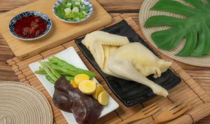 臺中潭子區宵夜推薦：吉好吃鹽水雞-潭子店主打無骨軟嫩雞肉