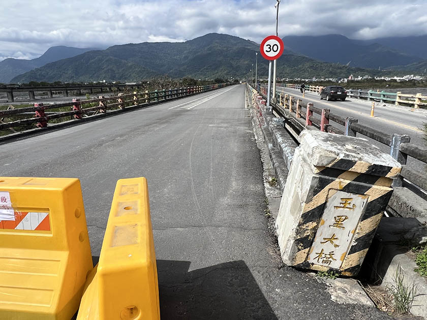 東部公路橋梁 約30-50年就重建原因包括颱風地震、地質條件、設計與建材等