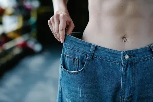 Regular Fit (Regular Kalıp) Nedir? Giyim Dünyasında Anlamı