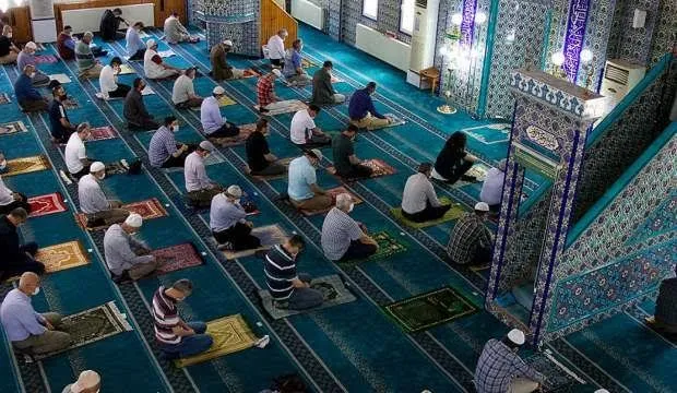 Rüyada Cuma Namazına Gittiğini Görmek