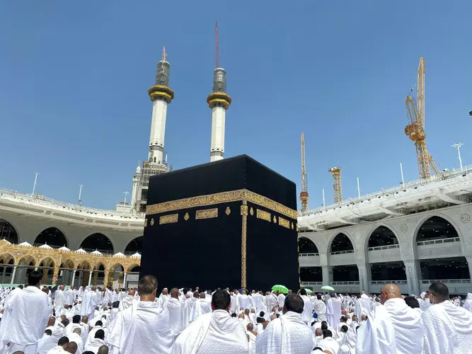 Rüyada Umreye Gitmek İçin Hazırlanmak Ne Anlama Gelir?