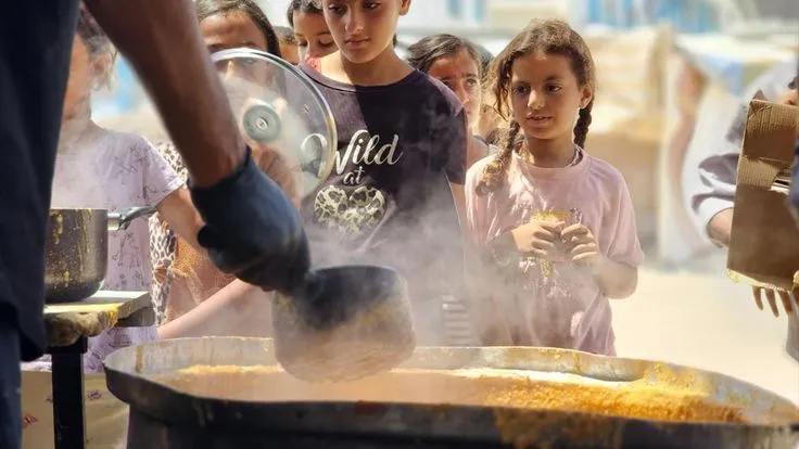 Rüyada Yemek Dağıtmak