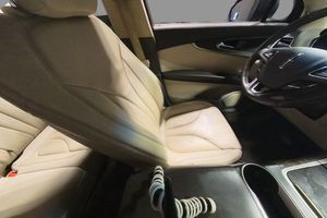 Interior 3