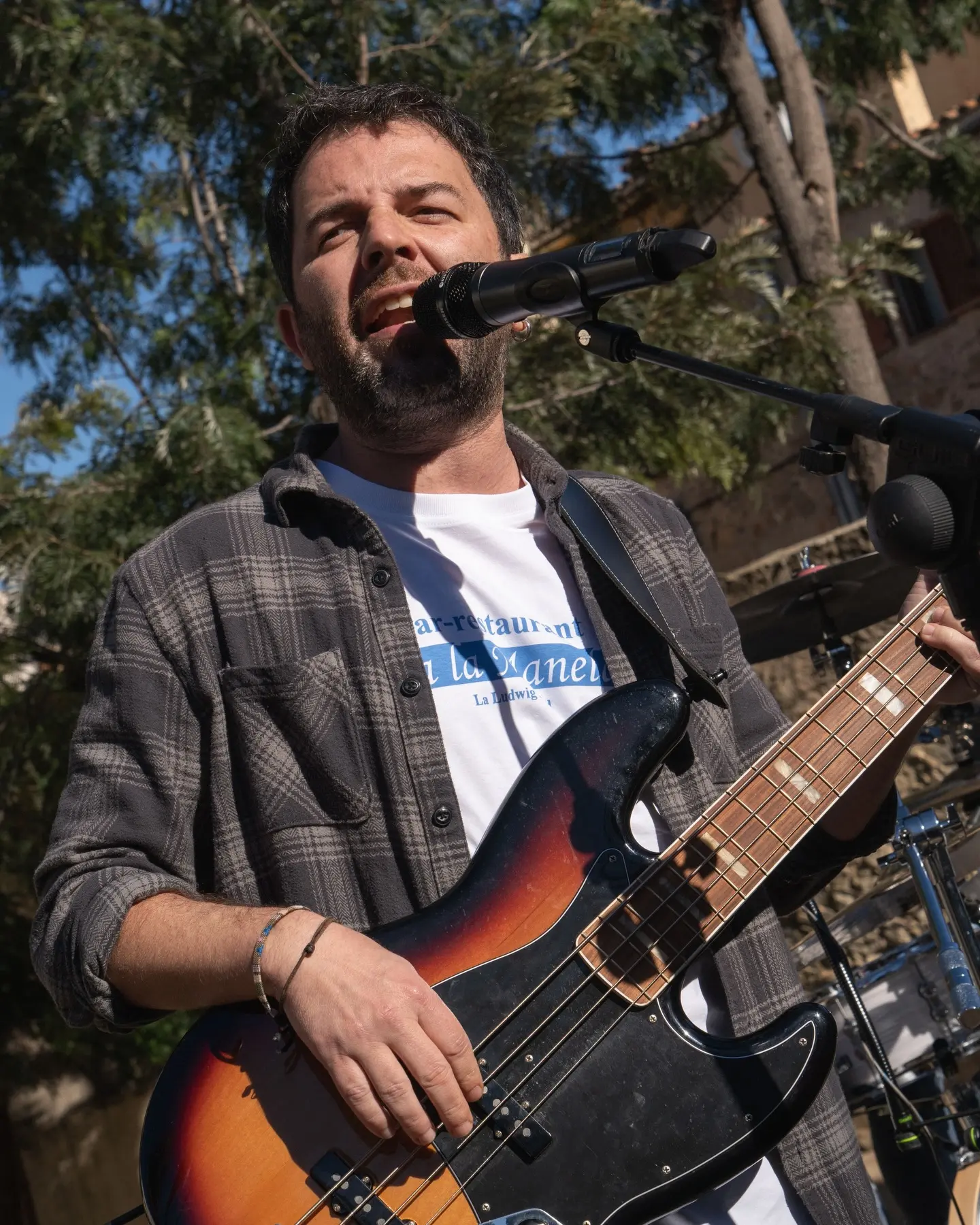 Vyvyan | Tributo Al Rock Catalán De Los 90