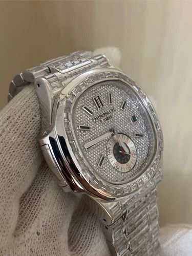 High Quality Iced Out Diamond Studded Watch
