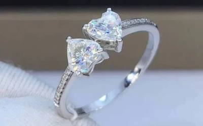 Heart Cut Moissanite Ring