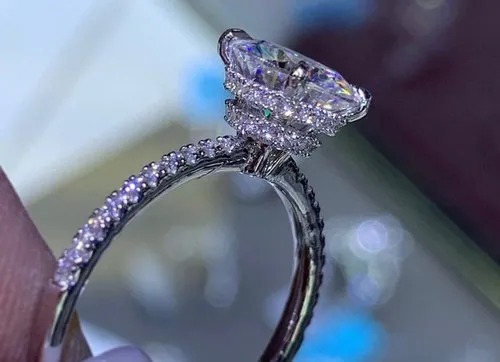 Moissanite Ring