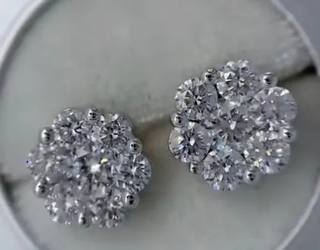 Diamond Stud Earring