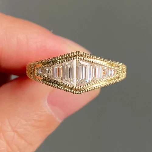 2.35 cts BAGUETTE moissanite Ring White,Yellow,Rose Gold For Engagement Wedding