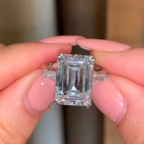 8.55 cts EMERALD moissanite Ring White,Yellow,Rose Gold For Engagement Wedding