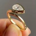 1.55ct PEAR CUT Full White Moissanite Ring White,Yellow,Rose Gold For Engagement Wedding