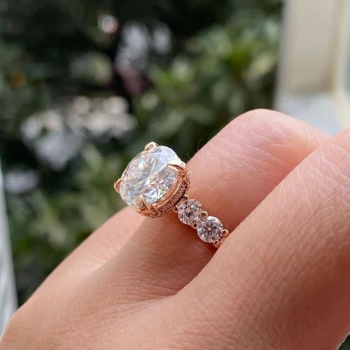 OVAL Cut 3.25 CT Full White Moissanite Ring White,Yellow,Rose Gold For Engagement Wedding