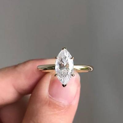 White Yellow Rose Gold Round Cut Full White Moissanite Ring For Engagement Wedding