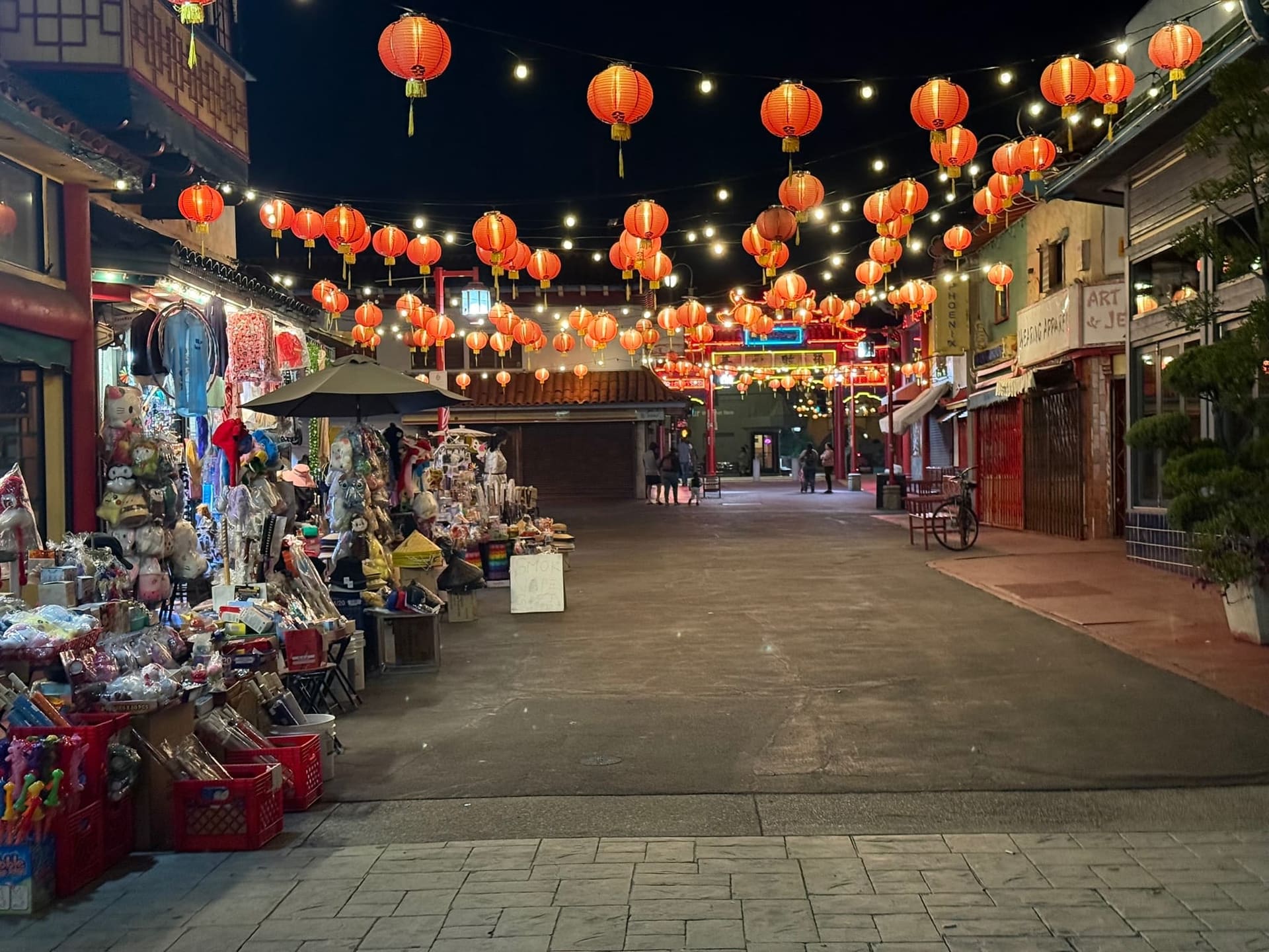 USA - Westküste - Tag 5 in Los Angeles – Hollywood, Santa Monica & ein überraschendes Straßenfest in Chinatown - D548706D-091D-410E-8319-53A29C09C7AF_1_102_o.jpeg - USA…
