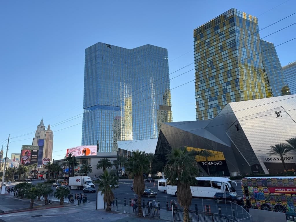 USA - Westküste - Tag 8 in Las Vegas: Strip-Marathon, Casino-Hopping & Cowboy-Messe statt Monorail-Stress - 35353878-E13A-4B0C-8256-63E8CB9B6A85_1_105_c.jpeg - USA - Rei…