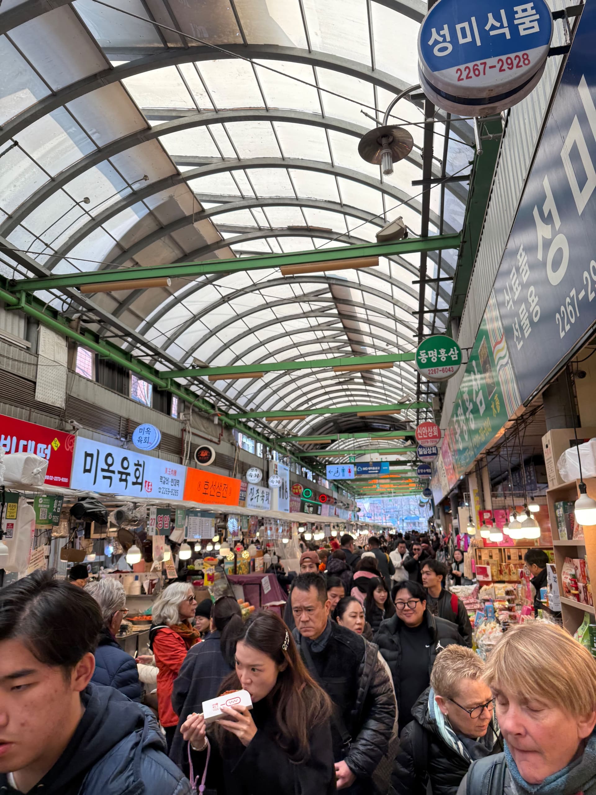 Südkorea - Seoul 1 - Gwangjang Market - Reise