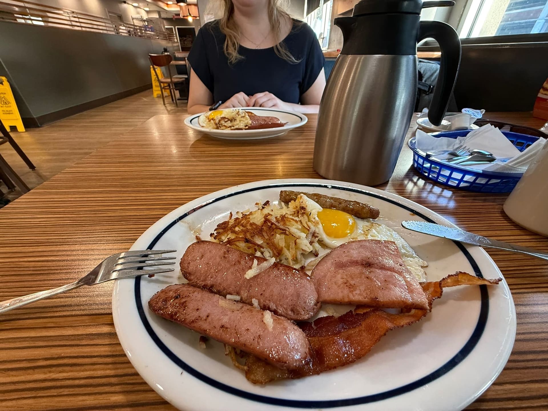 USA - Westküste - Tag 3: Deftiges Diner-Frühstück, Muir Woods & nochmal Golden Gate - 2E171A74-1664-46AF-A6BF-3023956A2813_1_102_o.jpeg - USA - Reise