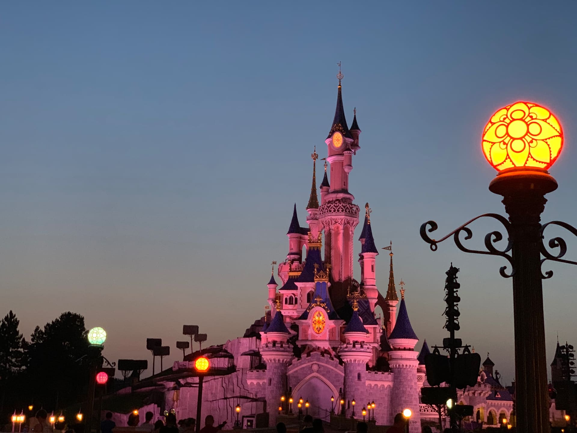 Disneyland Paris, Frankreich - Titelbild - Frankreich - Reise