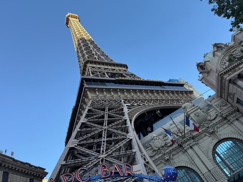 USA - Westküste - Tag 8 in Las Vegas: Strip-Marathon, Casino-Hopping & Cowboy-Messe statt Monorail-Stress - 5B87D987-D829-42D0-9BF4-98C439A812E9_1_105_c.jpeg - USA - Rei…