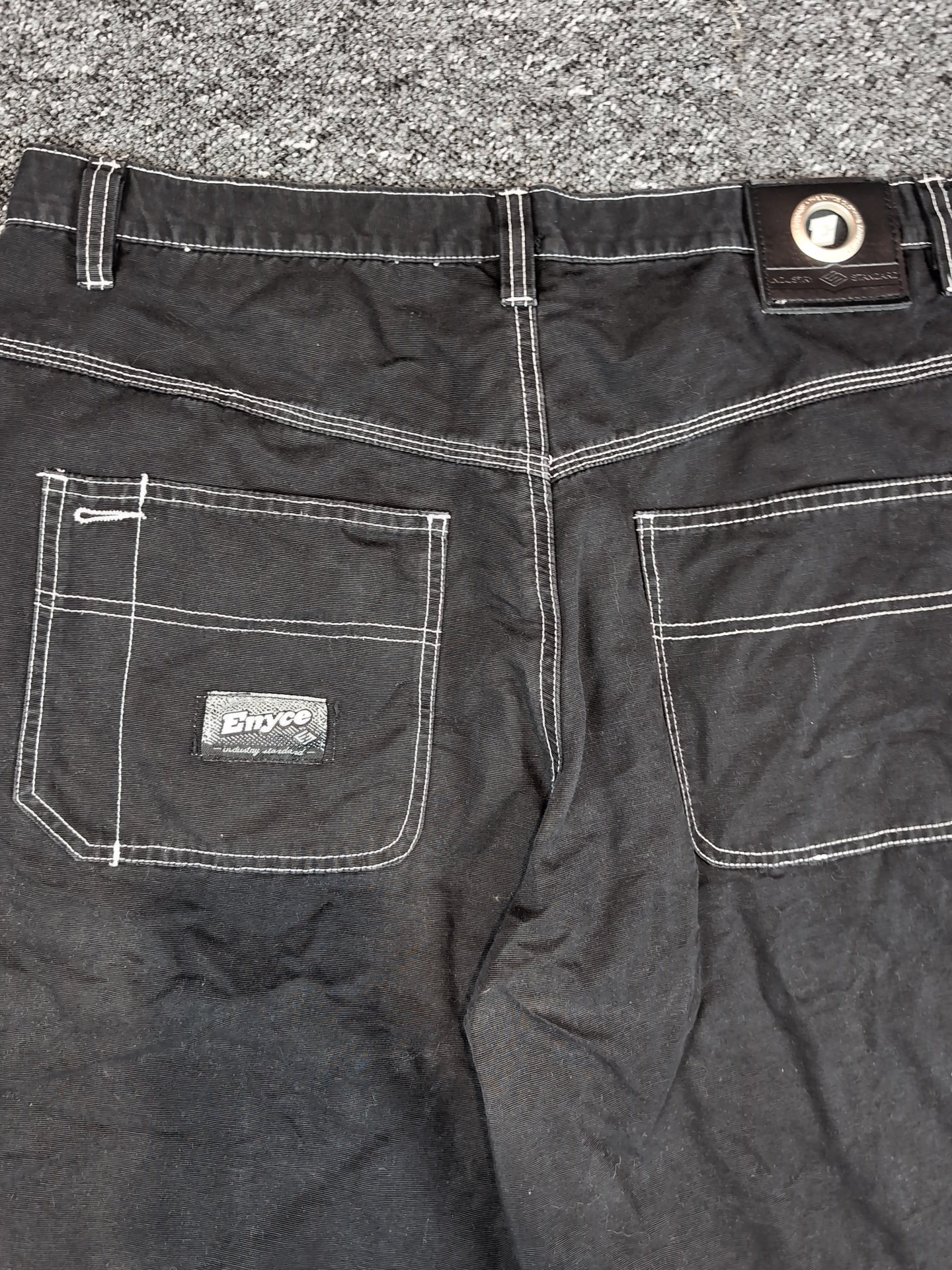 Enyce 54 | W38 - zdjęcie 2