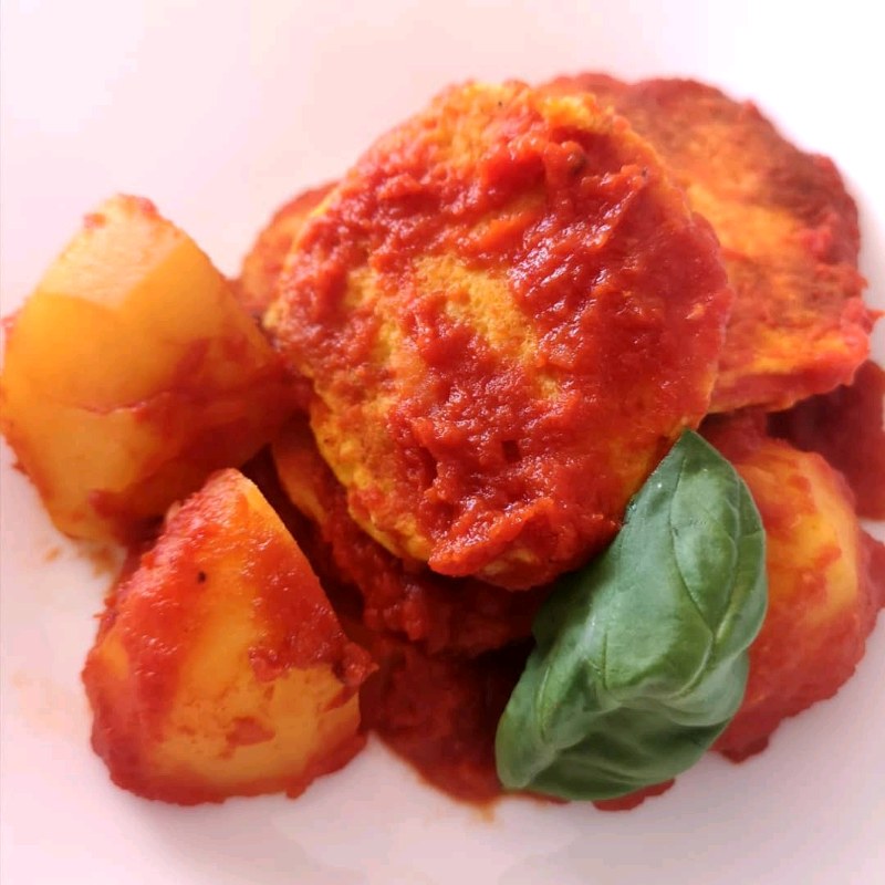 Polpette di pane al sugo