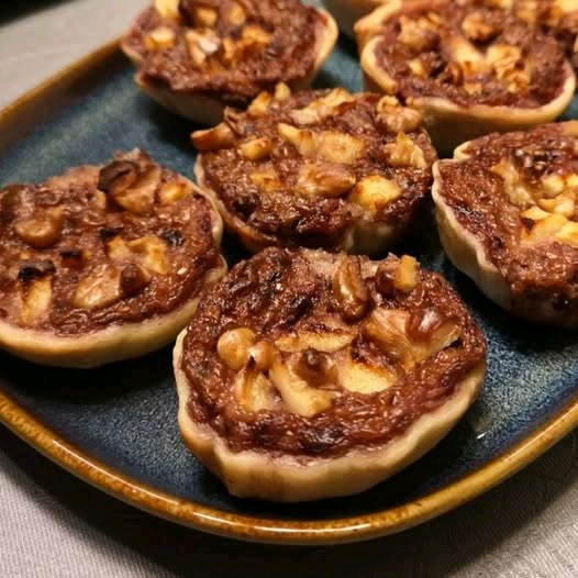 Cestini radicchio, mele e noci