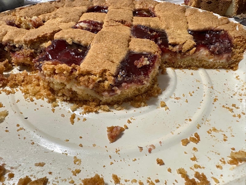Crostata mascarpone e marmellata senza glutine e senza lattosio  alle ciliegie 