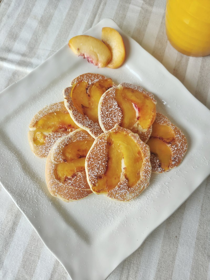 Pancakes alle pesche