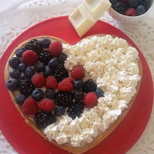 Crostata frutti di bosco e cioccolato bianco