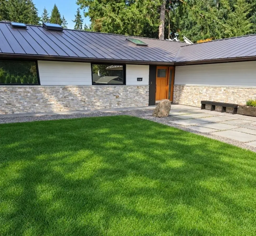 Bellevue Off-Market 4/2 — $1.35M / $1.6M+ ARV - Photo 3
