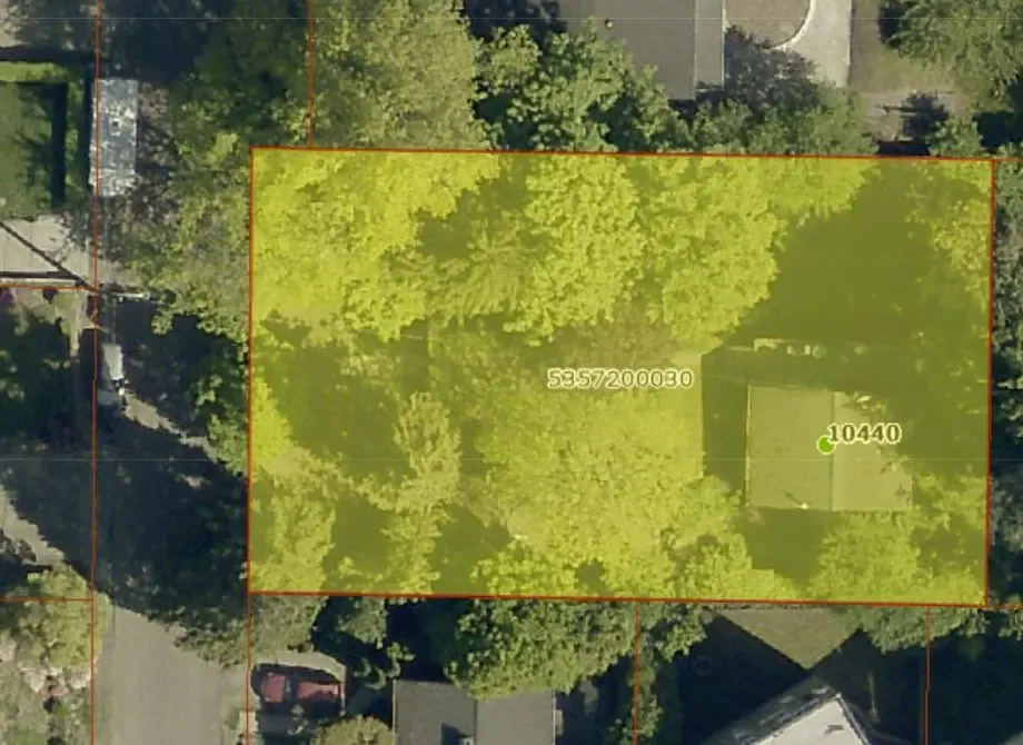Seattle Infill Development — 11,900 SqFt R18 Lot, Subdivide to 3, $2M Exit - Photo 2