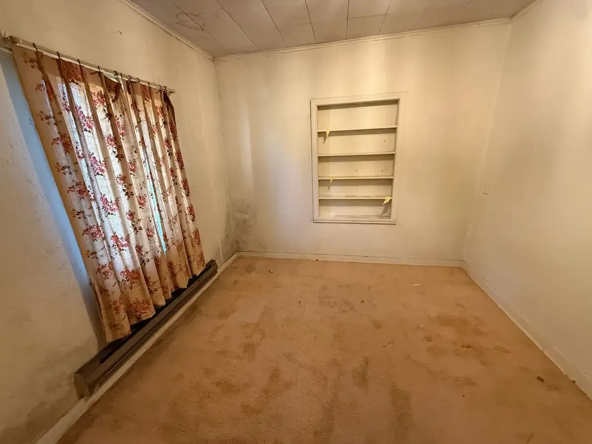 Seattle Fix N Flip — $548K / $800K ARV - Photo 9