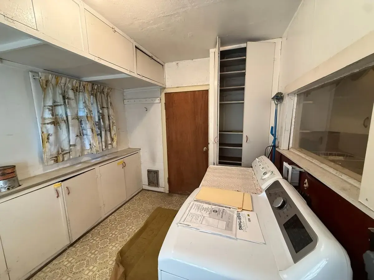 Seattle Fix N Flip — $548K / $800K ARV - Photo 17