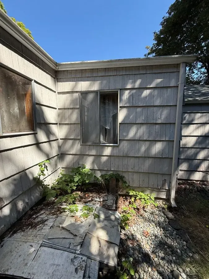 Seattle Fix N Flip — $548K / $800K ARV - Photo 23