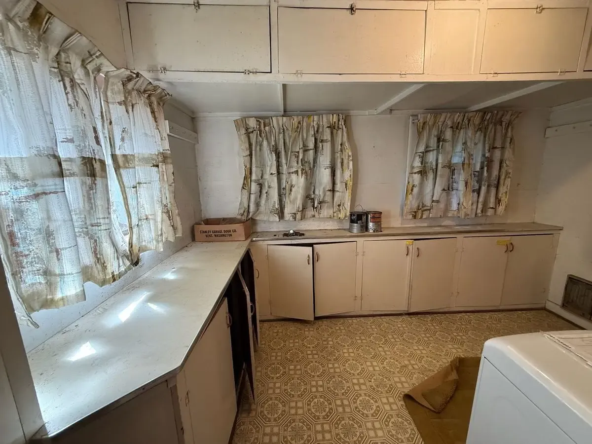 Seattle Fix N Flip — $548K / $800K ARV - Photo 5