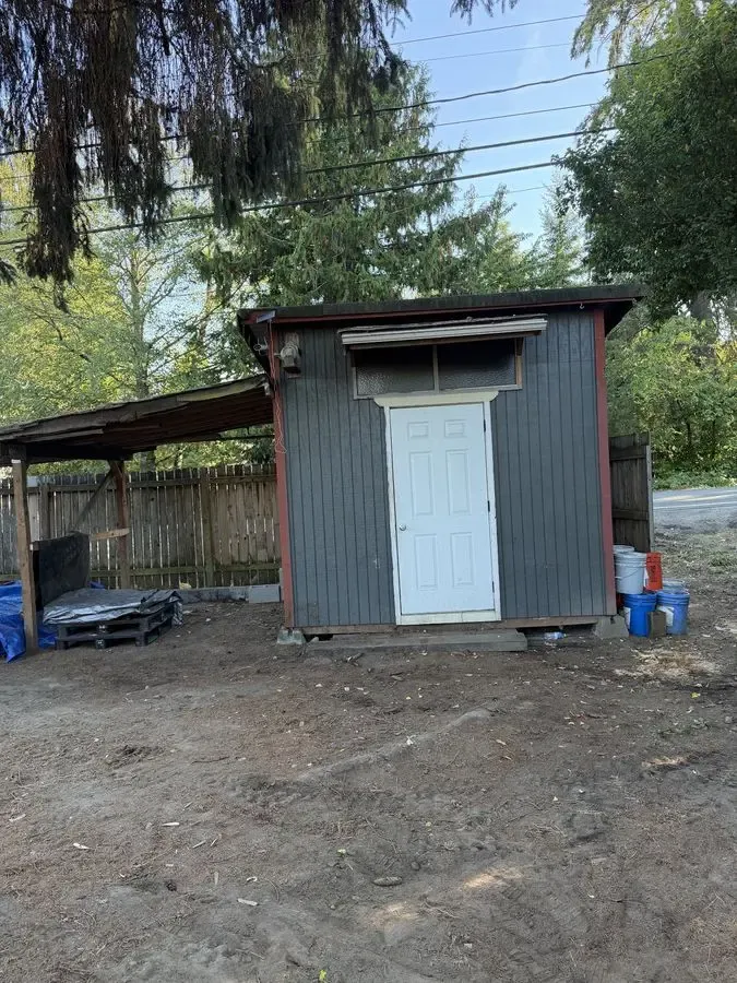 Tacoma Fixer with ADU Potential — $335K / $480K ARV - Photo 11