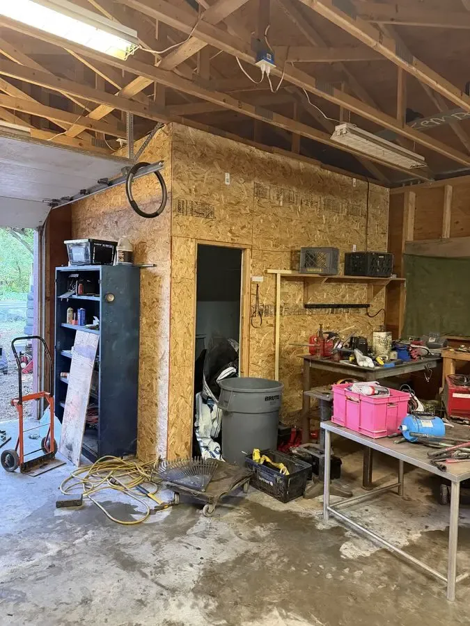 Tacoma Fixer with ADU Potential — $335K / $480K ARV - Photo 7