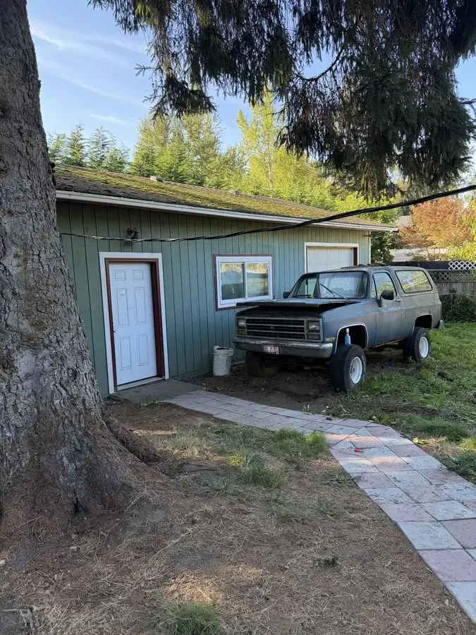 Tacoma Fixer with ADU Potential — $335K / $480K ARV - Photo 3