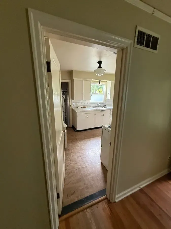 SE Portland Charmer — $270K / $420K ARV - Photo 28