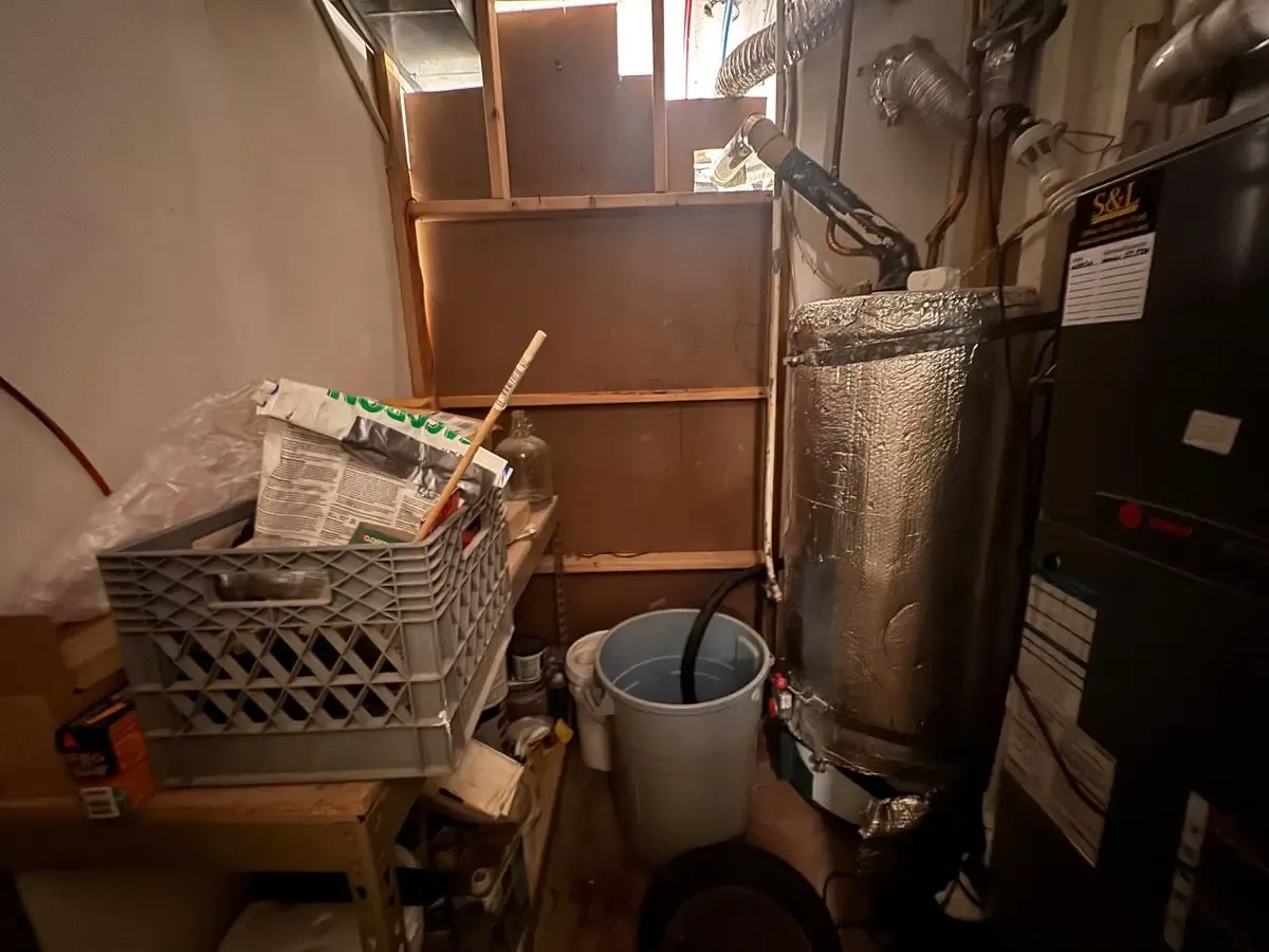 Investment Duplex — Significant Upside Potential - Photo 7