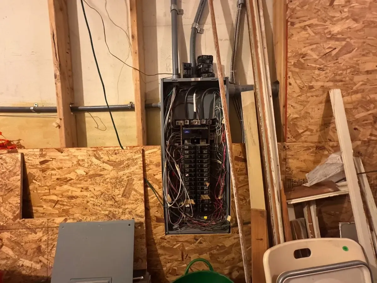 Investment Duplex — Significant Upside Potential - Photo 29