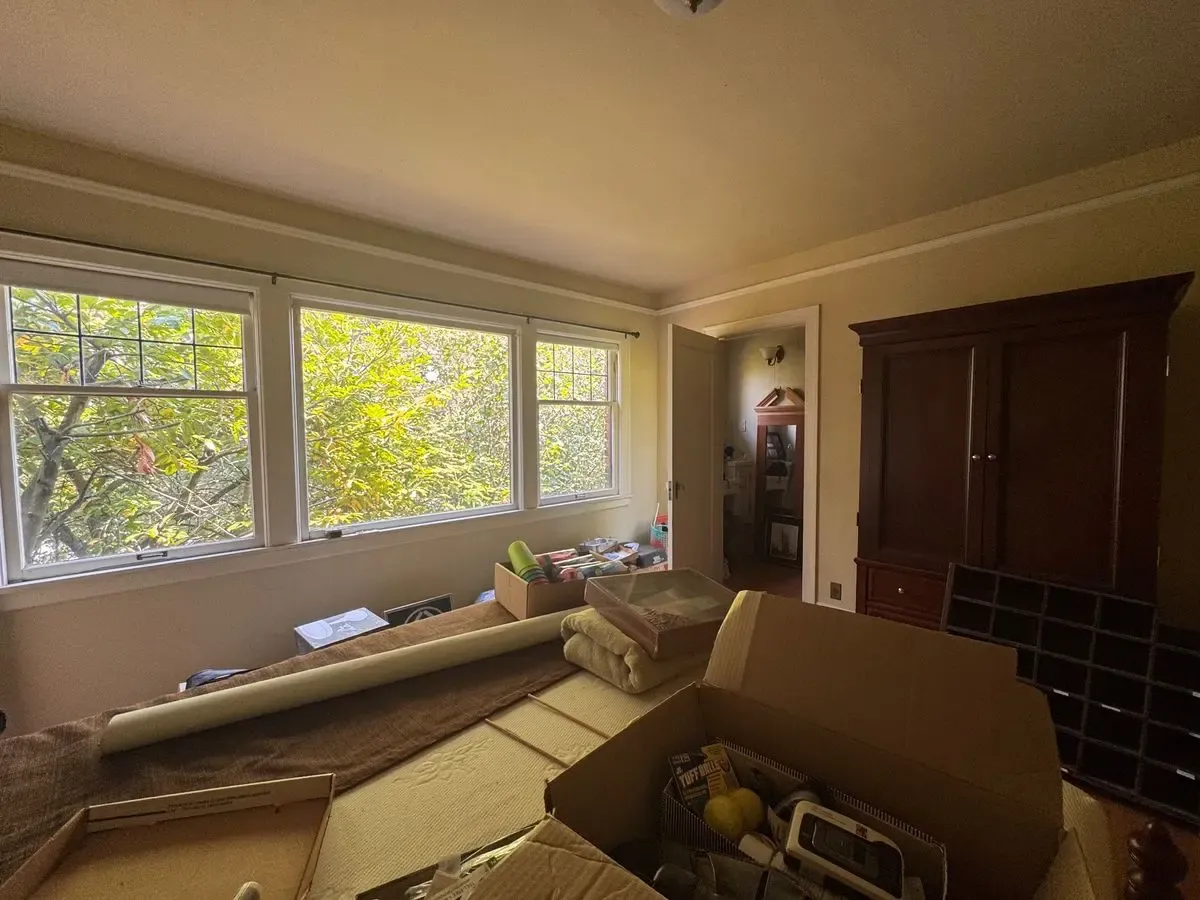 Investment Duplex — Significant Upside Potential - Photo 31
