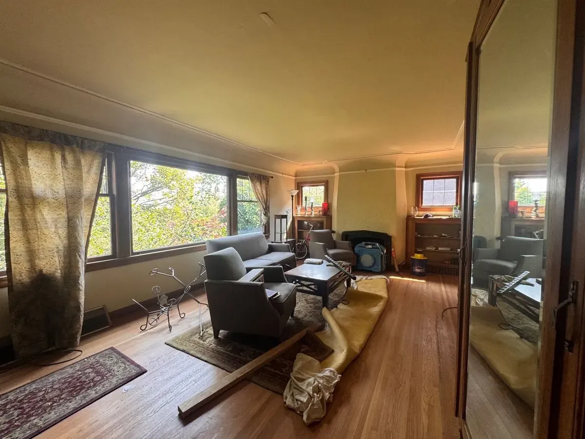 Investment Duplex — Significant Upside Potential - Photo 28
