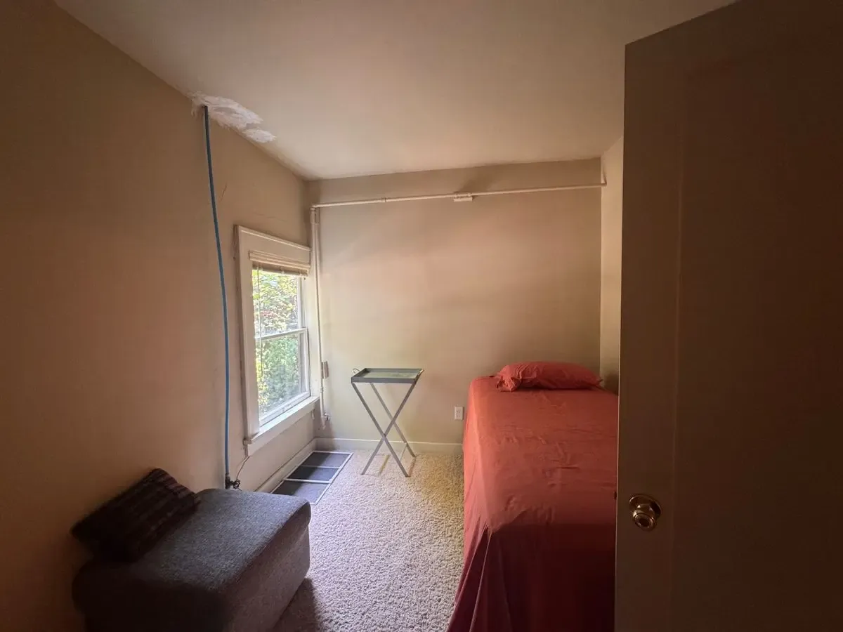 Investment Duplex — Significant Upside Potential - Photo 11