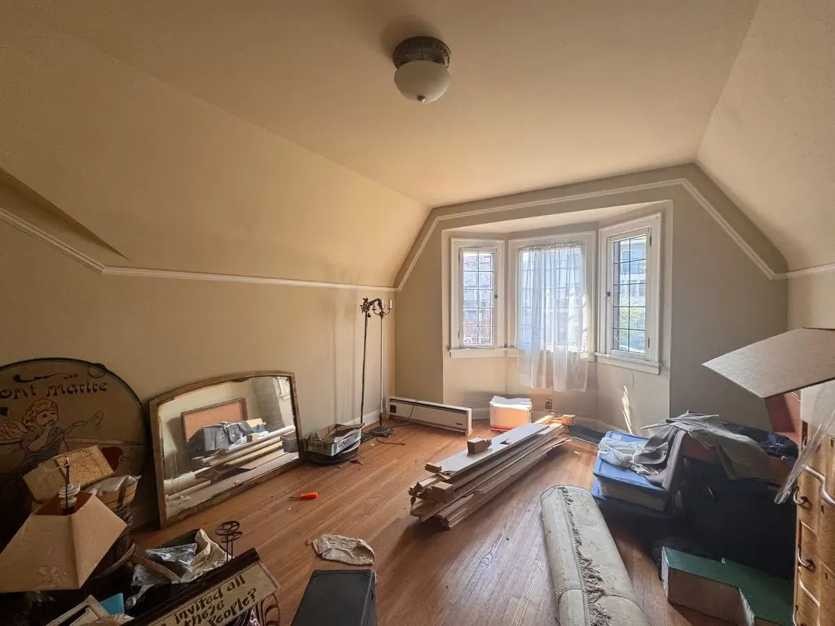 Investment Duplex — Significant Upside Potential - Photo 23