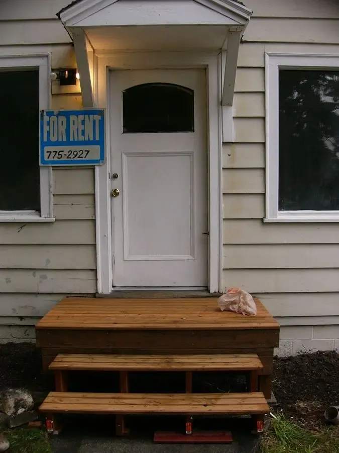 Everett "Rental Monster" — Legal Duplex + ADU, ~$6,900/mo Potential, $995K - Photo 5