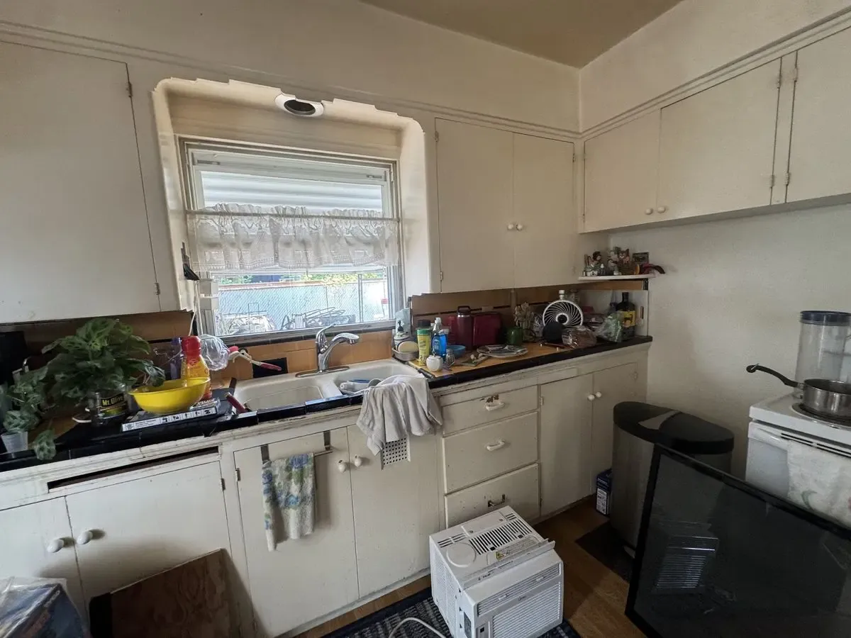 NE Portland Charmer — 4 Bed / 1.5 Bath — $465K / $750K ARV - Photo 13