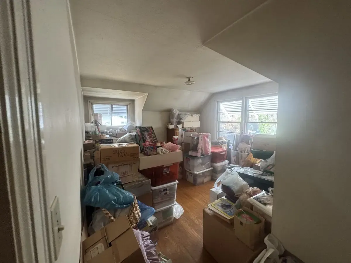 NE Portland Charmer — 4 Bed / 1.5 Bath — $465K / $750K ARV - Photo 17