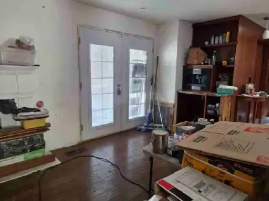 Bellevue Single Family — 1,620 Sqft, Built 1967 - Photo 5