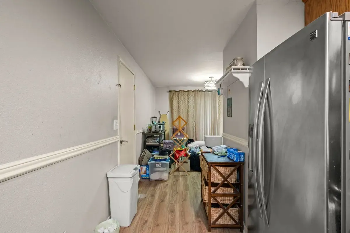 Everett Remodel Concept — Solar Panels, Fast Flip - Photo 14